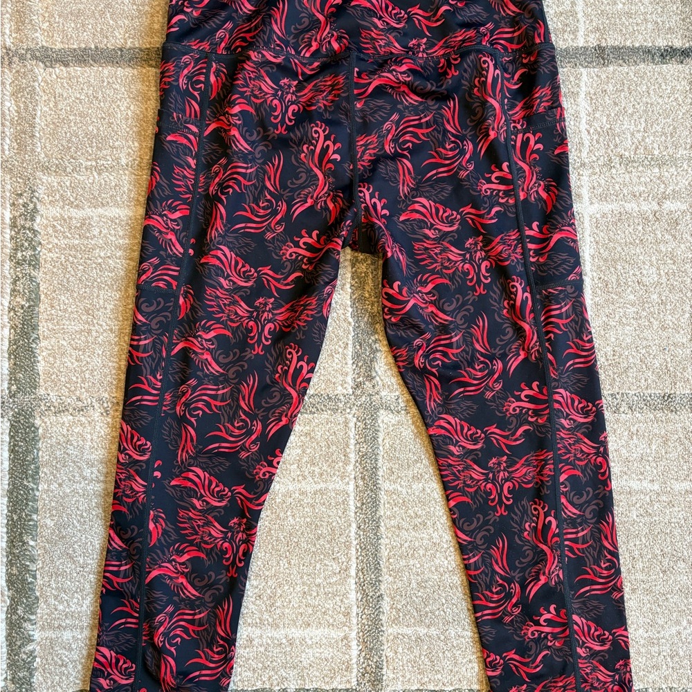 Constantly Varied Gear Phoenix Print Capri Leggings Athletic Workout L - Picture 9 of 9